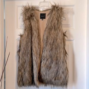2/$60 - Worn once, Dynamite, faux fur vest, size s/xs.